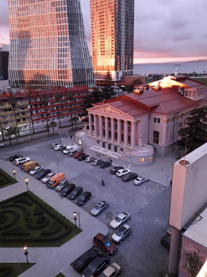 Apartment Boulevardside Batumi Ngoại thất bức ảnh